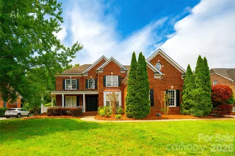 12319 Summer Breeze Ct, Charlotte, NC 28277
