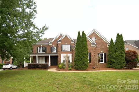 12319 Summer Breeze Ct, Charlotte, NC 28277