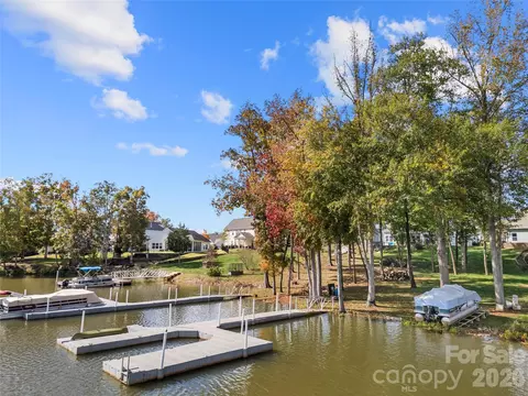 View/Area - 25566 Seagull Dr, Lancaster, SC 29720 photo 2 of 12