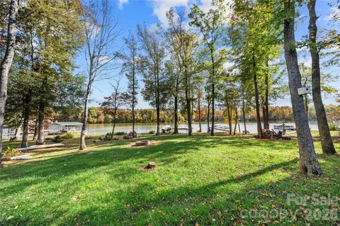 View/Area - 25566 Seagull Dr, Lancaster, SC 29720 photo 9 of 12