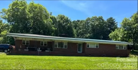 3646 Bunker Hill School Rd, Claremont, NC 28610