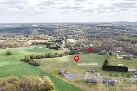 1727 Boggs Rd, Claremont, NC 28610