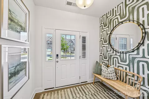 7567 Ethora Way, Charlotte, NC 28216