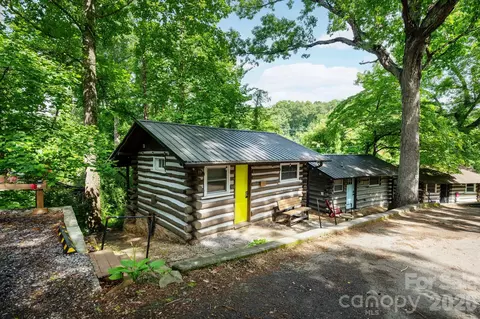 Cottage Drive, Asheville, NC 28805