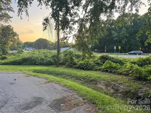 400 Boone 30 Ave #30, Kannapolis, NC 28081