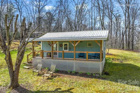46 S Kimiko Ln, Balsam Grove, NC 28708