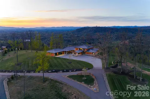 Bear View Road, Weaverville, NC 28787