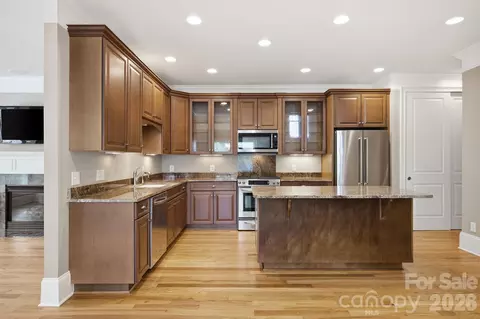Kitchen - 425 Spring St, Davidson, NC 28036 photo 2 of 7
