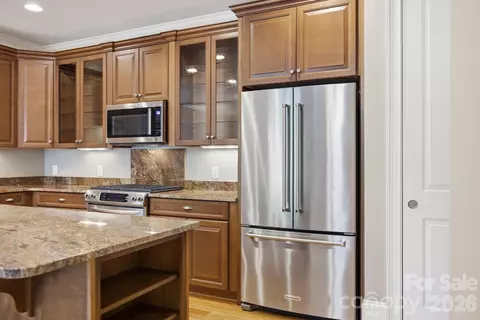 Kitchen - 425 Spring St, Davidson, NC 28036 photo 7 of 7