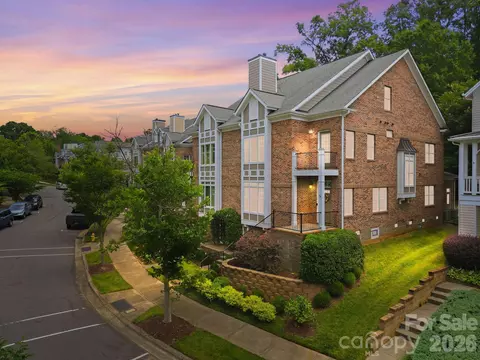 425 Spring St, Davidson, NC 28036