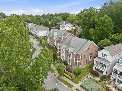 View/Area - 425 Spring St, Davidson, NC 28036 photo 2 of 4