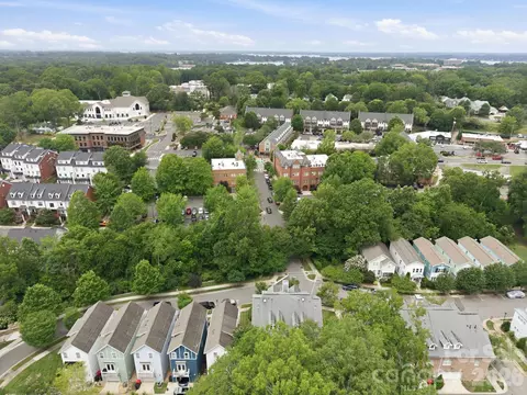 View/Area - 425 Spring St, Davidson, NC 28036 photo 4 of 4