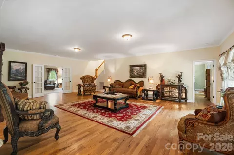 Living - 115 Barton Rd, Brevard, NC 28712 photo 1 of 4