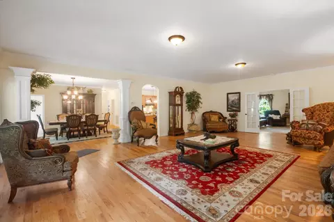 Living - 115 Barton Rd, Brevard, NC 28712 photo 3 of 4