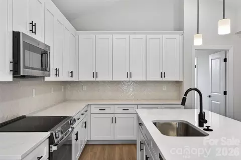Kitchen - 1111 Burke St, Monroe, NC 28110 photo 2 of 3