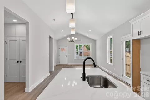 Entry Way - 1111 Burke St, Monroe, NC 28110 photo 2 of 4