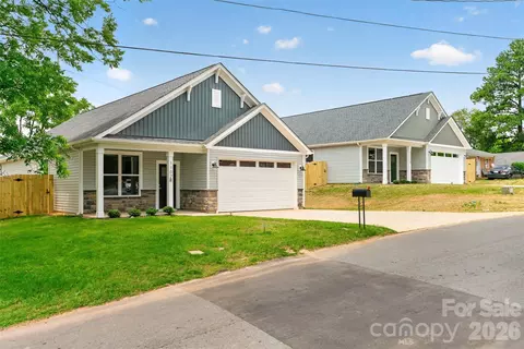 1111 Burke St, Monroe, NC 28110