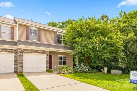 10308 Cloyne Ct, Charlotte, NC 28213