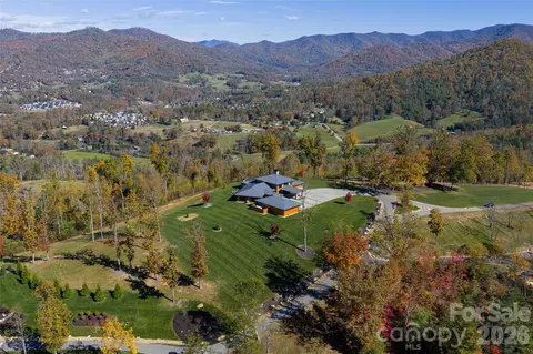 Bear View Road, Weaverville, NC 28787