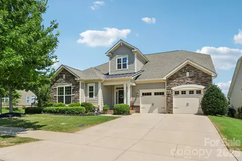 4094 Henshaw Rd, Waxhaw, NC 28173