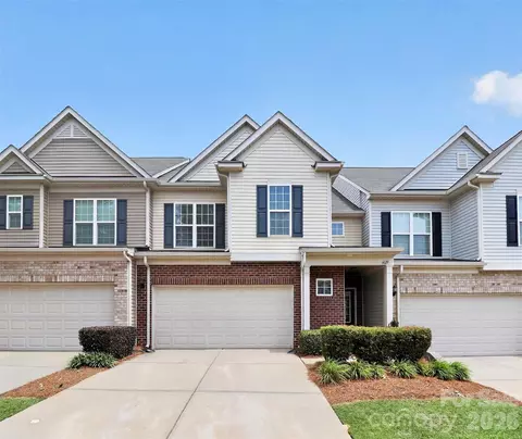 6629 Portland Rose Ln, Charlotte, NC 28210