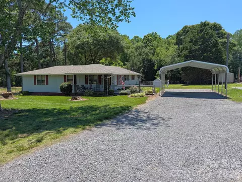 4053 Roddey Rd, Catawba, SC 29704
