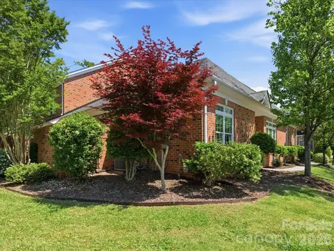 Exterior - 803 Talking Stick Ln, Fort Mill, SC 29708 photo 8 of 8