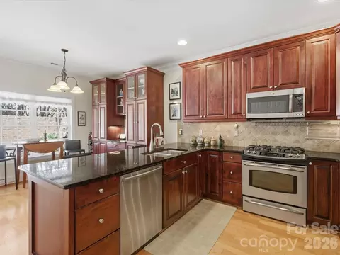 Kitchen - 803 Talking Stick Ln, Fort Mill, SC 29708 photo 3 of 8