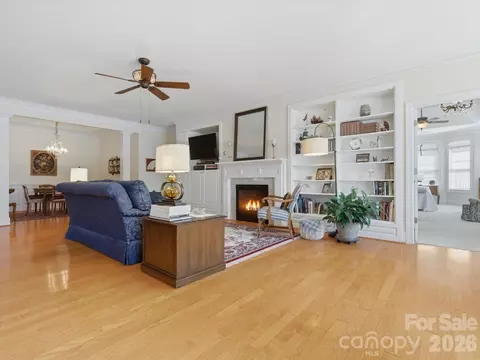 Living - 803 Talking Stick Ln, Fort Mill, SC 29708 photo 3 of 5