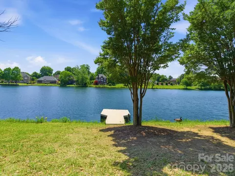 View/Area - 803 Talking Stick Ln, Fort Mill, SC 29708 photo 2 of 2