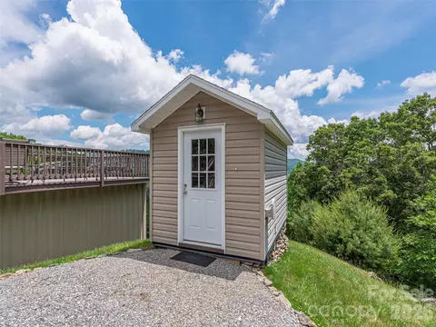 1200 Clark Rd, Clyde, NC 28721 photo 4