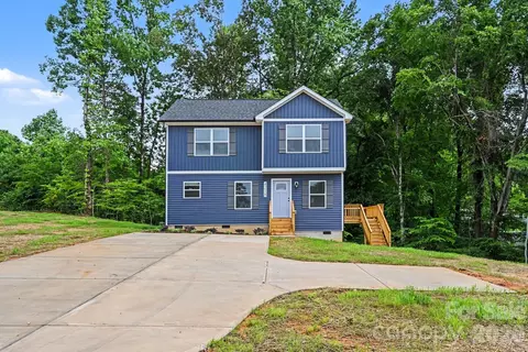 4218 Pine St, Kannapolis, NC 28081