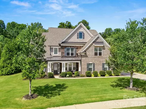 10704 Waxhaw Manor Dr, Waxhaw, NC 28173