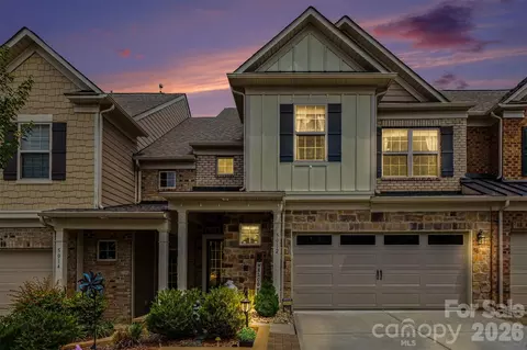 5012 Forest Hills Pl, Fort Mill, SC 29707