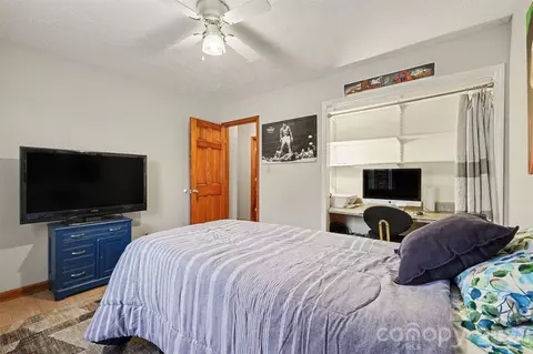 Bedroom - 4432 Bennett Rd, Morganton, NC 28655 photo 3 of 6