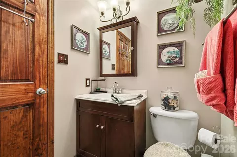 Bath - 4432 Bennett Rd, Morganton, NC 28655 photo 1 of 3