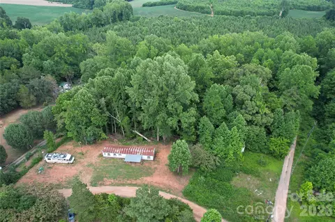 290 Wal Hollow Ln, Mooresville, NC 28115