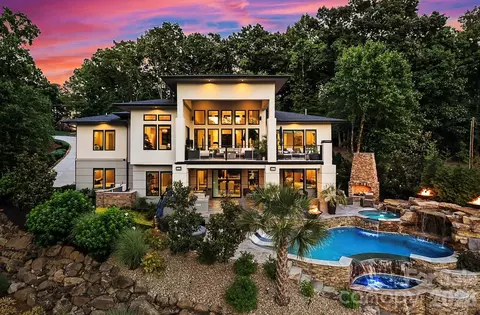 106 Norcross Ln, Mooresville, NC 28117