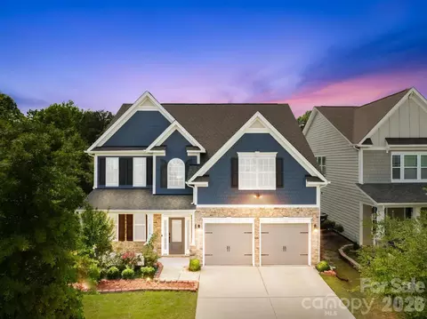 1518 Fieldwood Dr, Fort Mill, SC 29708