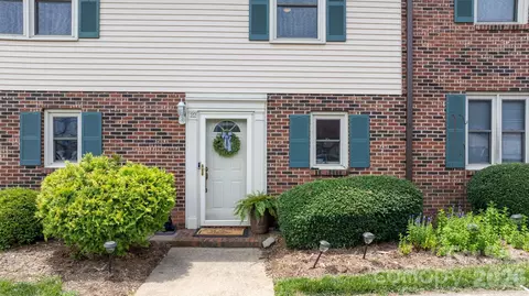 1330 5th Ne 22 St NE #22, Hickory, NC 28601