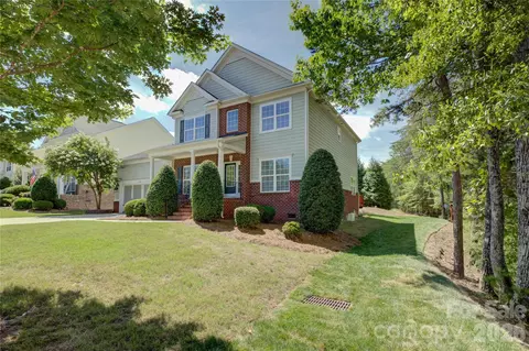 9609 Spurwig Ct, Charlotte, NC 28278