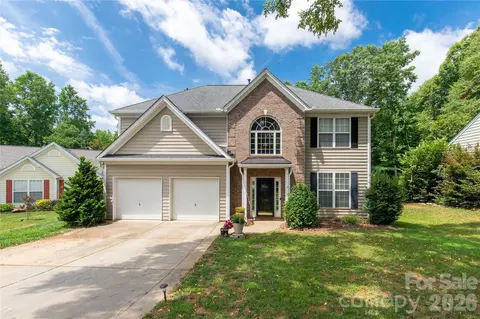 1126 W Arrow Lake Ct, Lancaster, SC 29720