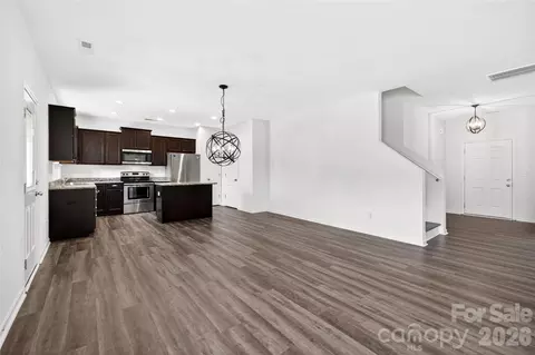 9013 Magnolia Lily Ave, Charlotte, NC 28227