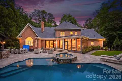 2610 Grimmersborough Ln, Charlotte, NC 28270