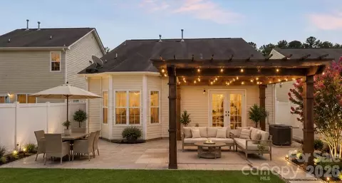 Exterior - 8723 Westwind Point Dr, Cornelius, NC 28031 photo 4 of 6