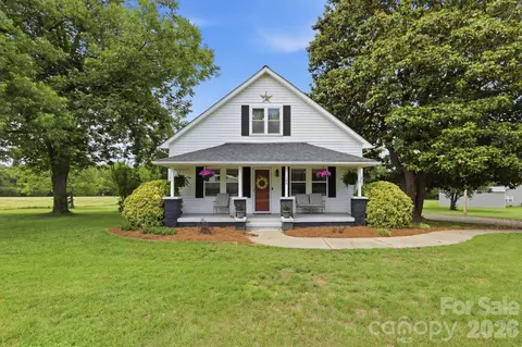 189 Chestnut Grove Rd, Statesville, NC 28625