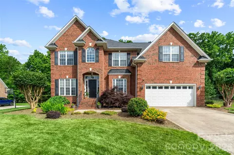 5649 Old Town Ln, Gastonia, NC 28056