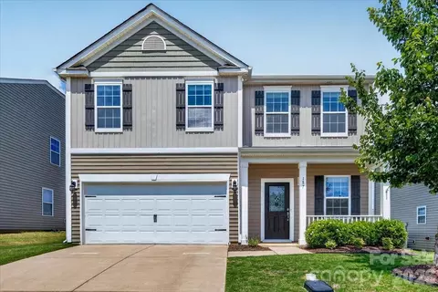 157 Kingsway Dr, Mooresville, NC 28115