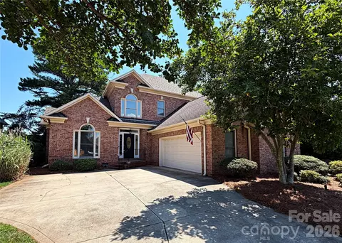 17120 Players Ridge Dr, Cornelius, NC 28031