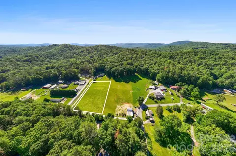 000 Big Valley Rd, Pisgah Forest, NC 28768